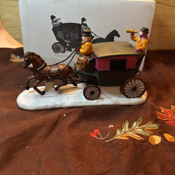 🐈‍⬛ Heritage Village “Dover Coach” - Picture 2 of 6